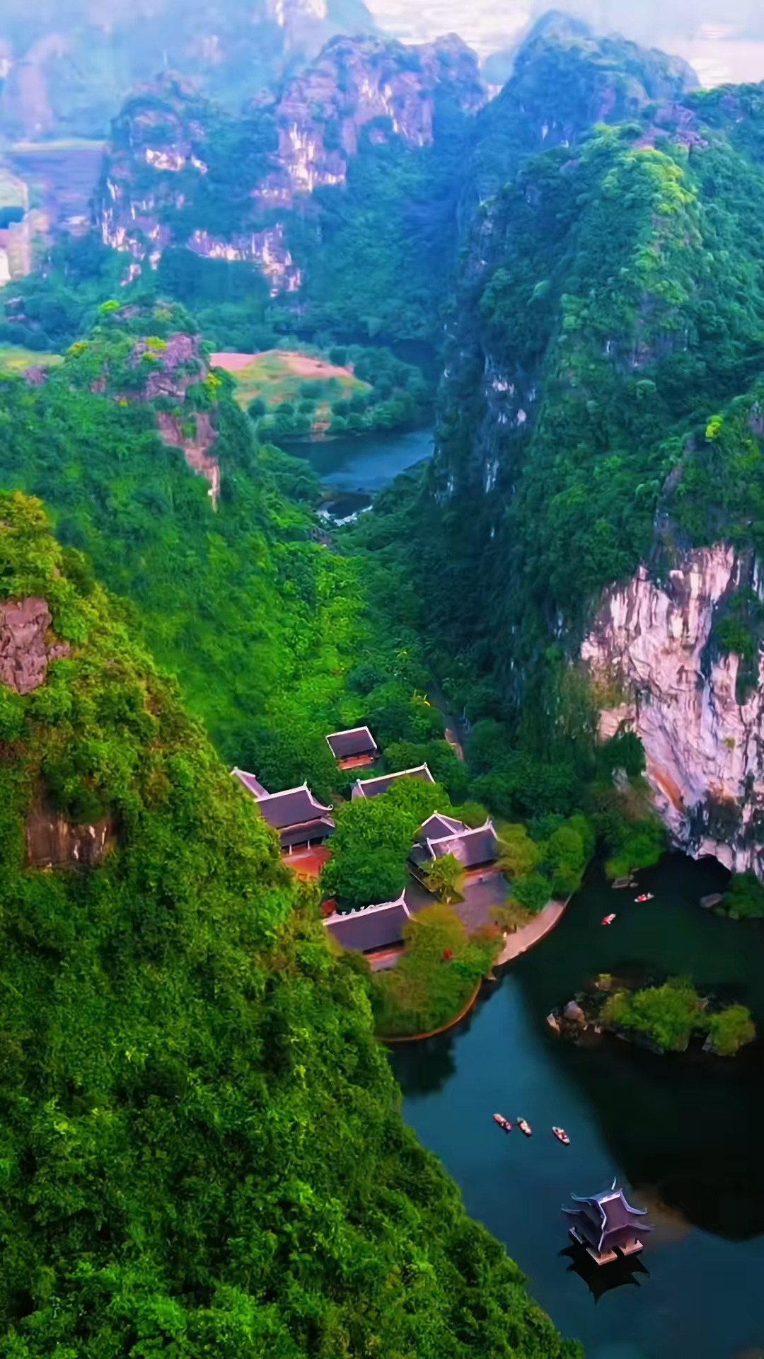 Video của Phan Thuý